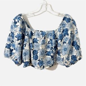 Lucky Brand Linen Blend Crop Top Blue White Floral Balloon Sleeve Elastic Cuffs